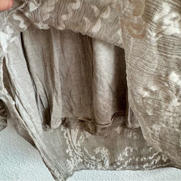 Scandal Italy Women's Small 100% Silk Blouse Sheer Floral Overlay Boho Casual - Picture 8 of 9